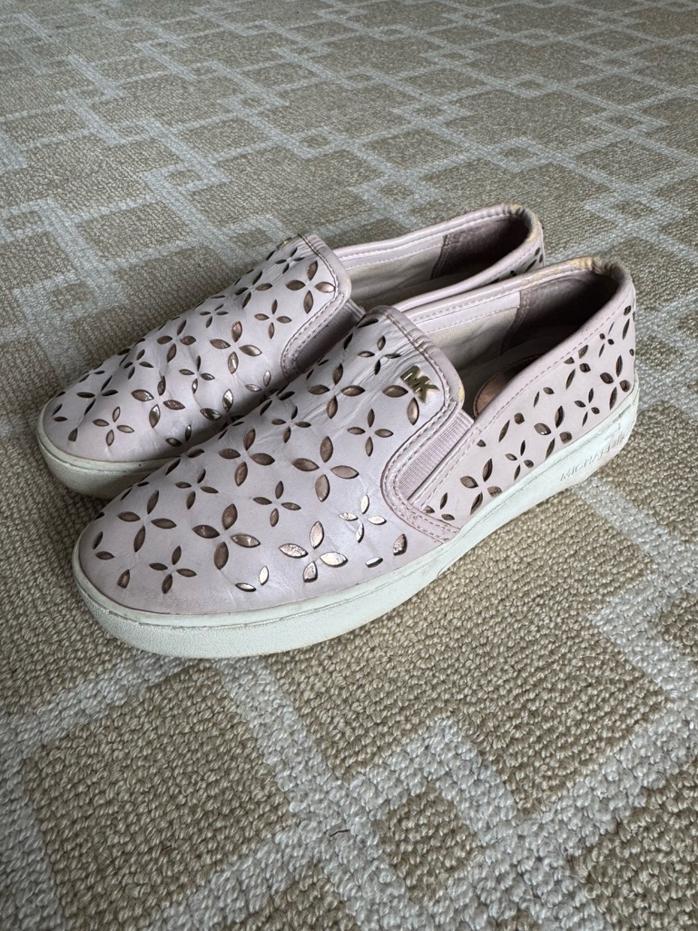Michael Kors Keaton Slip On Sneakers Perforated Blush Pink Leather Size 5 - Picture 6 of 14